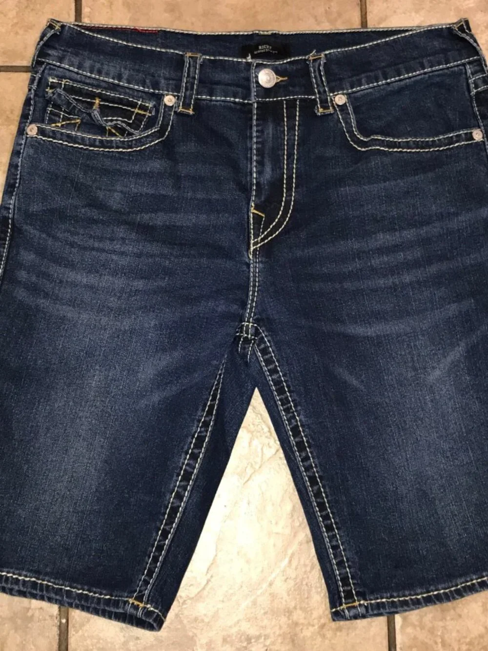 Men's True Religion Ricky Relaxed Straight Denim Shorts-Size 34